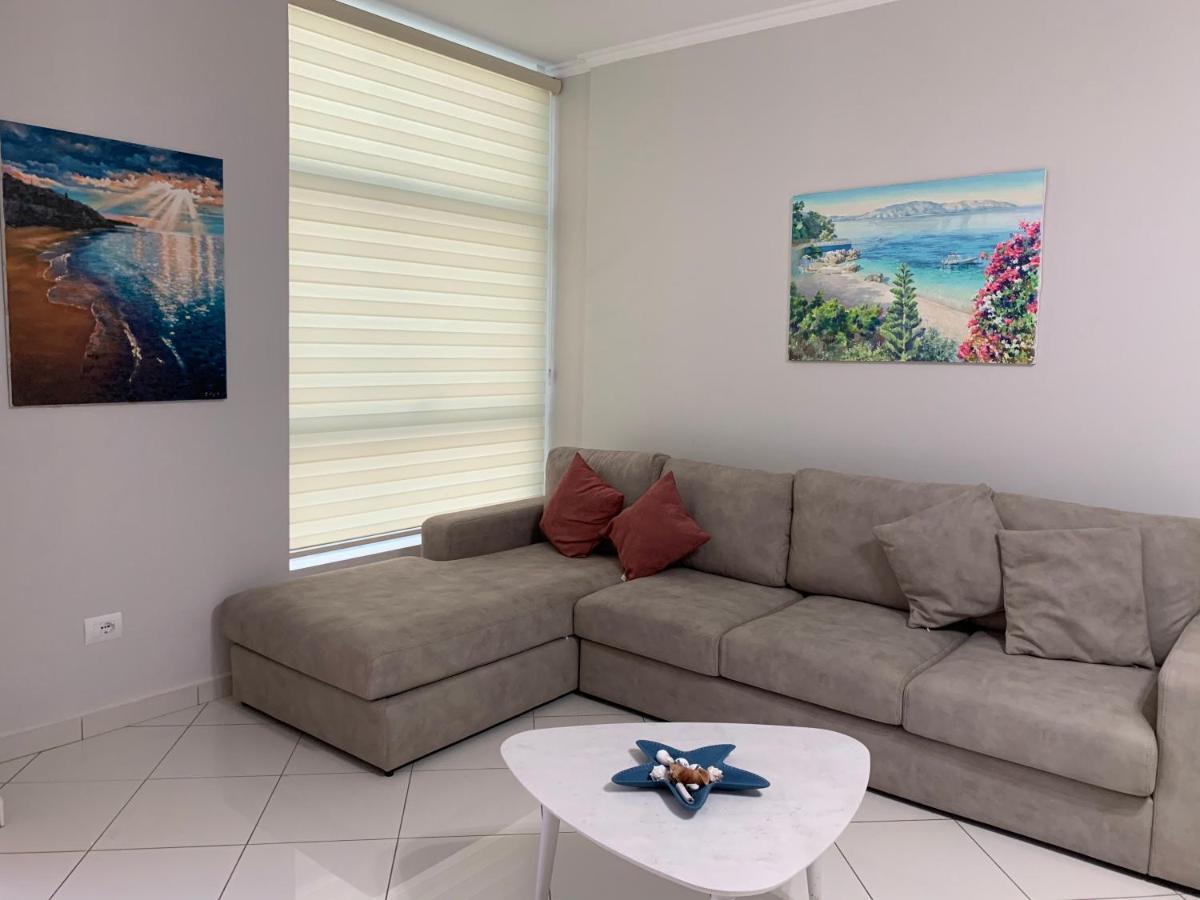 Pearl Seaview Apartment Vlorë Екстериор снимка
